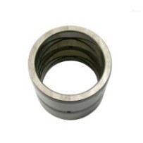 Втулки З'ЄДНАННЯ РУК ВОЛВО...