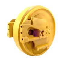 Натяжне колесо KOMATSU D65 E