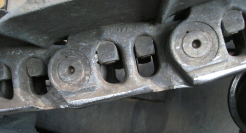 Збільшення елементів гусеничного ходу.