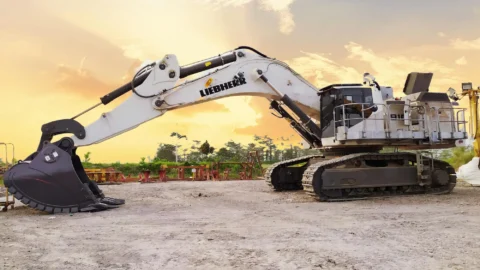 Liebherr зубці та адаптери