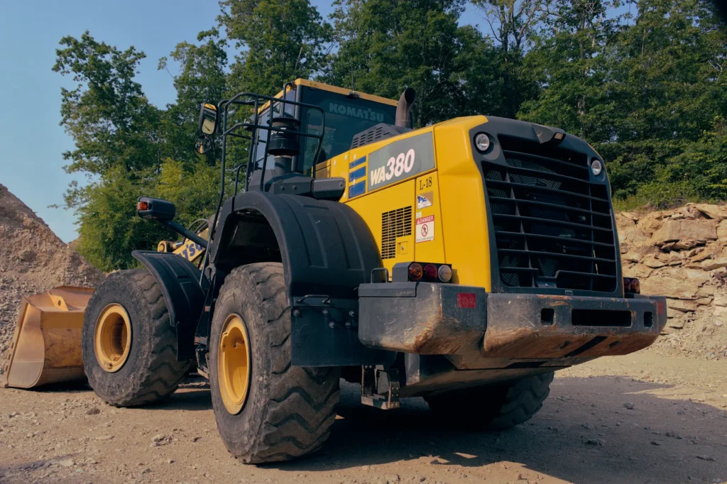 колісний навантажувач komatsu