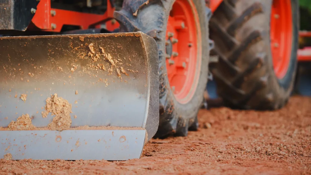 леміш для плуга та бульдозера