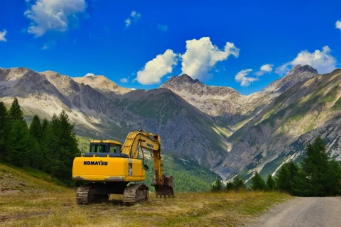 машини Komatsu