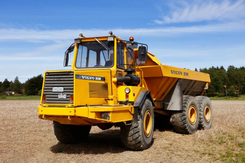вантажний автомобіль Volvo BM